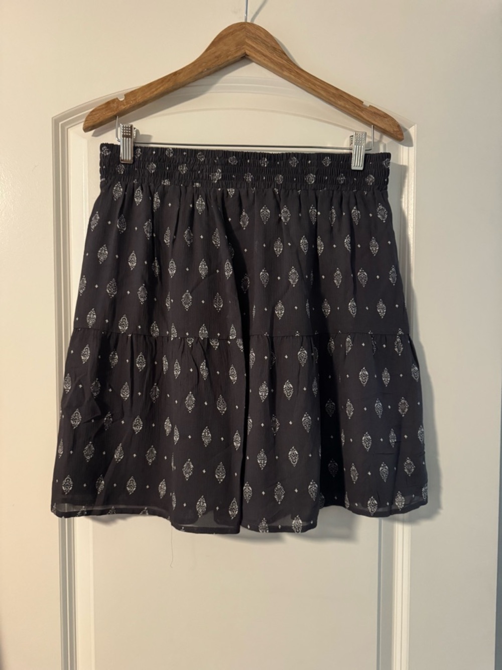 Garnet Hill Grey  Tiered Elastic-Waist Mini Skirt with White Diamond Print